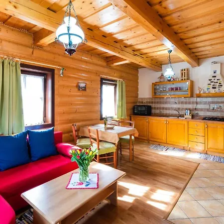 Drevenica U Petra Appartement *