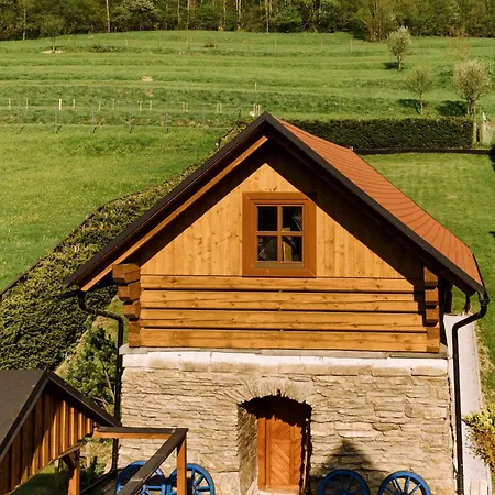 Drevenica U Petra Appartement